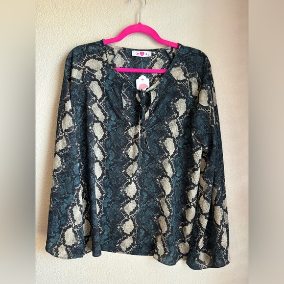 NWT Buddy Love Tie Front Split Bell Sleeve Blue and Beige Snake Print Blouse S - Picture 7 of 8